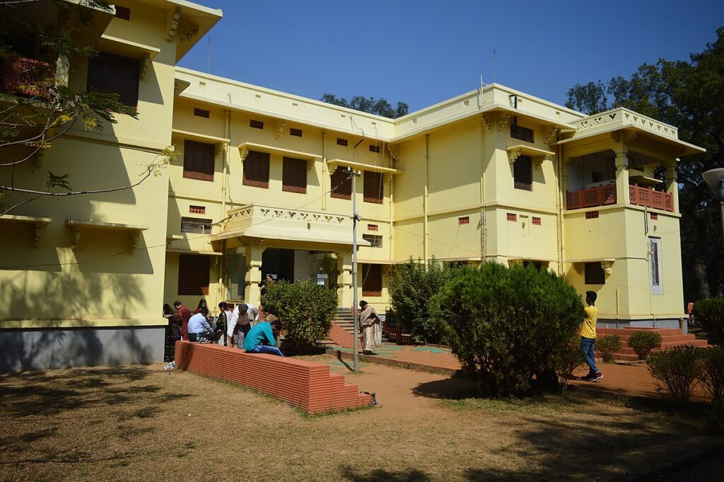 Rabindra Bhavan Museum